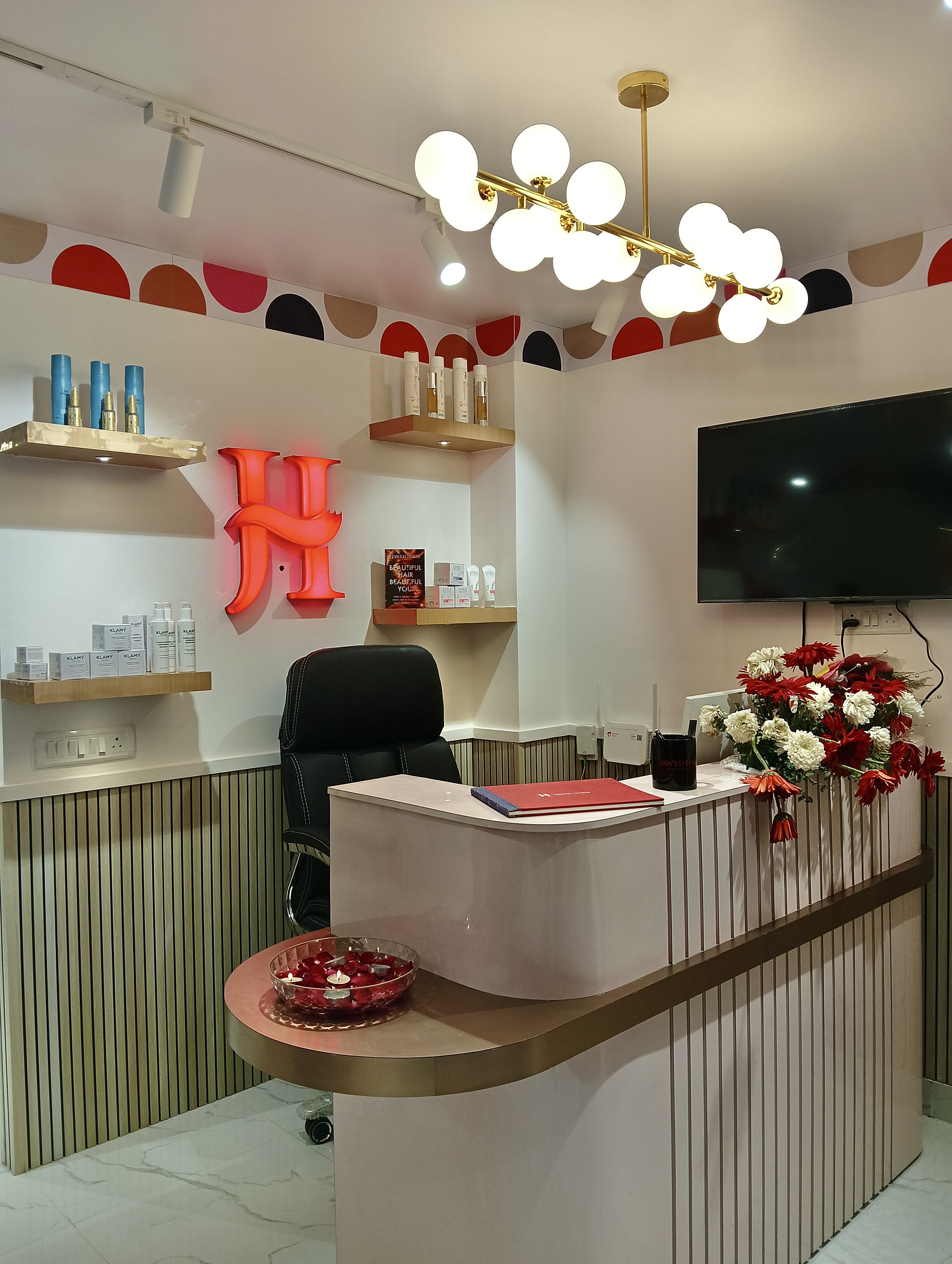 Salon Interior